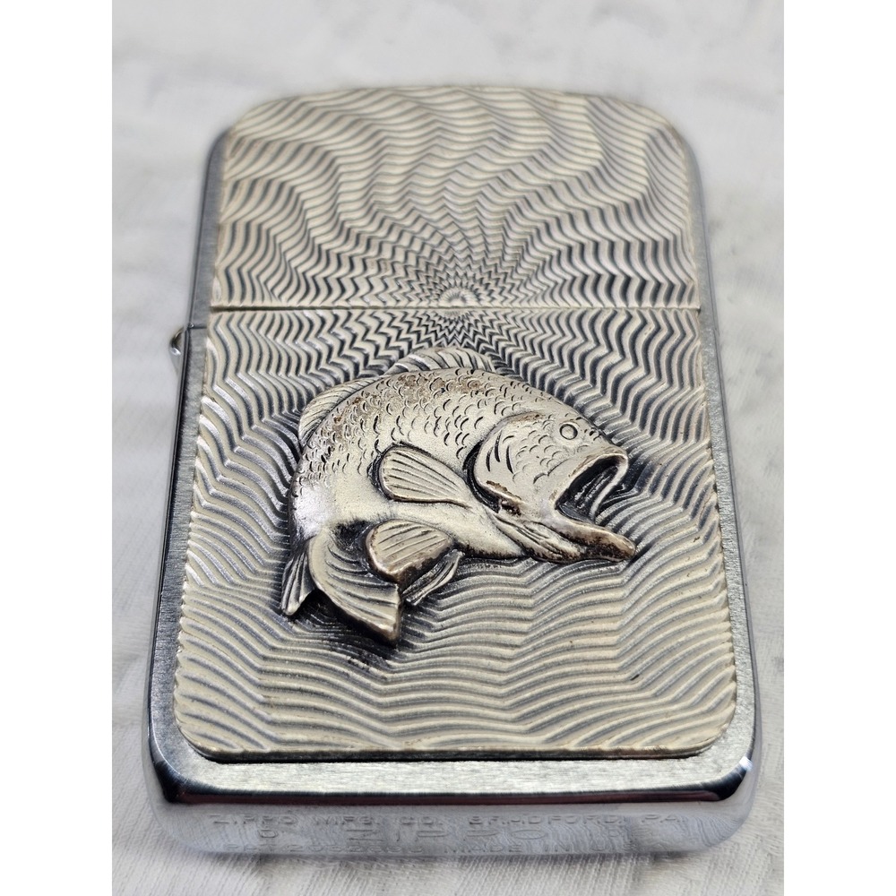 Rare Zippo Lighter Silver Excellent 3D Bass Fish‎ Pat 2032695 D 02 2002